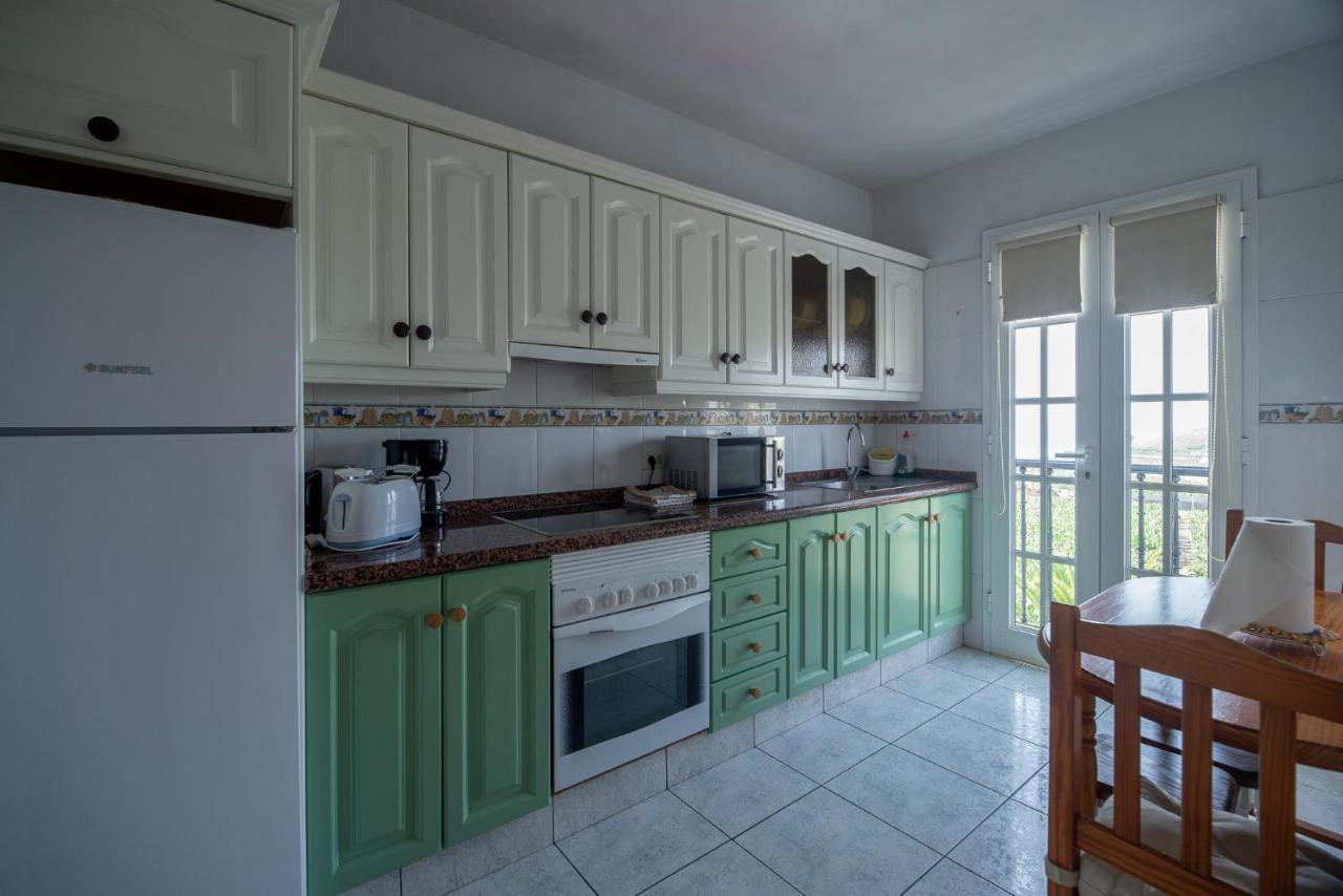 Apartamentos Leomar I Los Llanos De Aridane Extérieur photo
